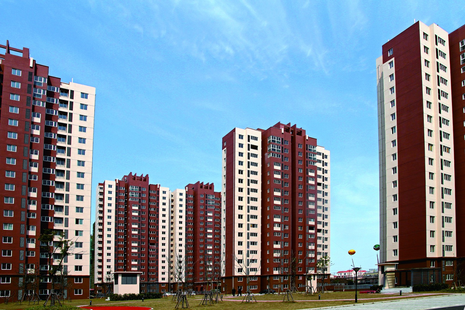 建成后的周康航保障房.jpg